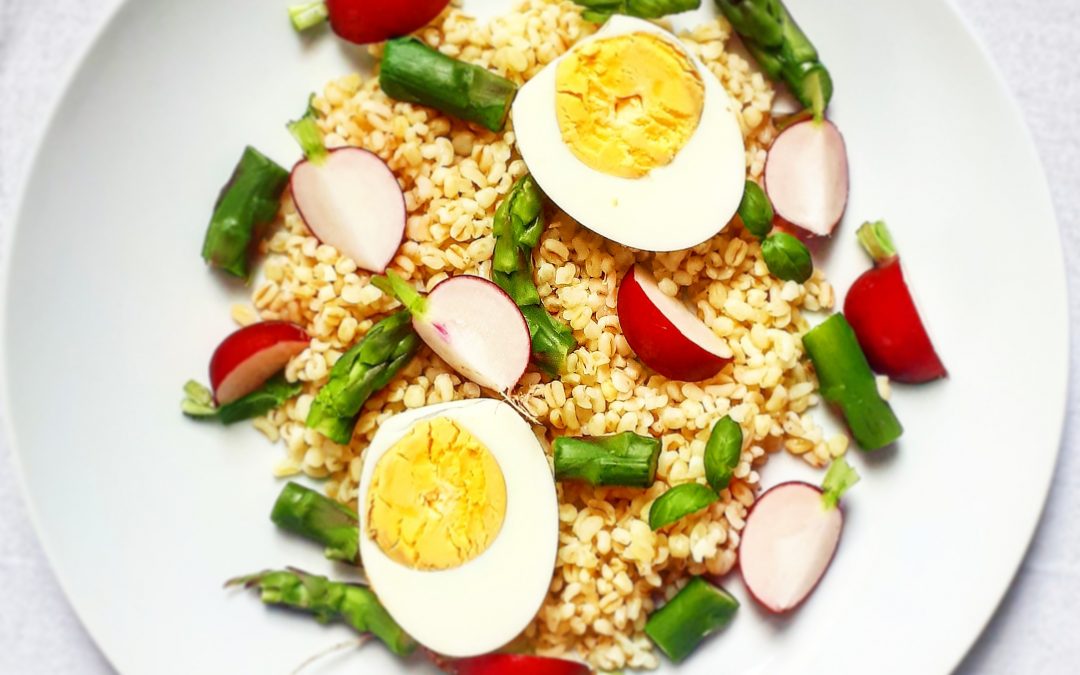 Kasza bulgur z nowalijkami